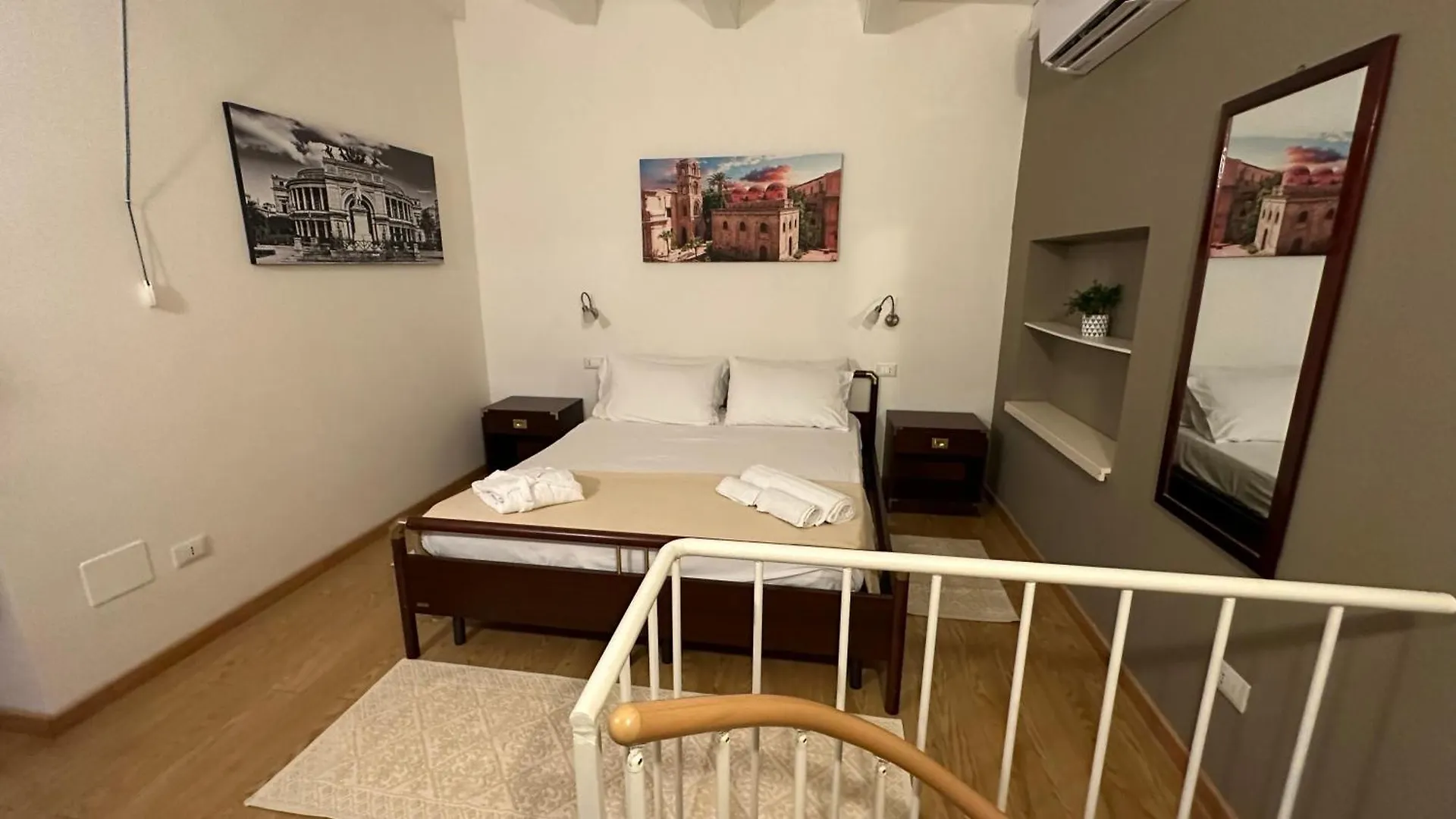 Intero Appartamento In Centro Citta Via Liberta-Piazza Croci-Teatri Politeama E Massimo Palermo 0*,  Włochy